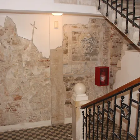 Luxury Rustic Chic Pensionat 4*