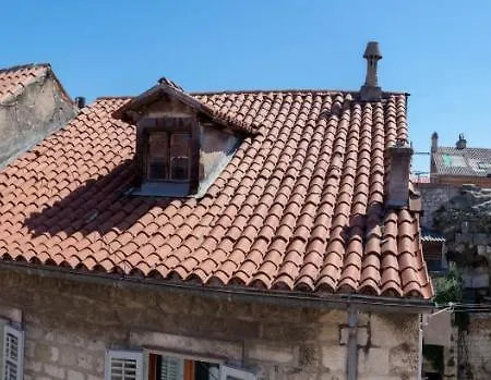 Luxury Rustic Chic Pensión 4*