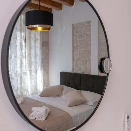 Pensión Luxury Rustic Chic 4*