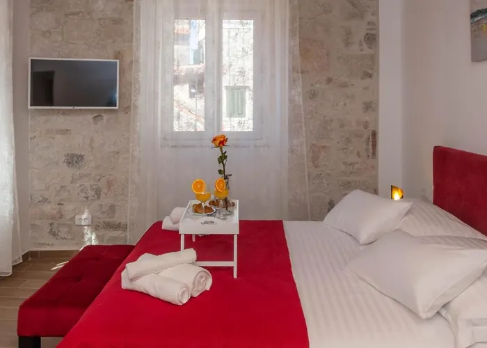 Luxury Rustic Chic בית הארחה 4*