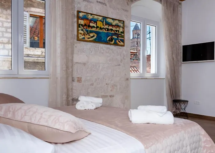 Luxury Rustic Chic 4* ספליט