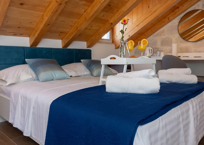 Luxury Rustic Chic ספליט