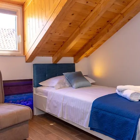 Luxury Rustic Chic Гостевой дом 4*