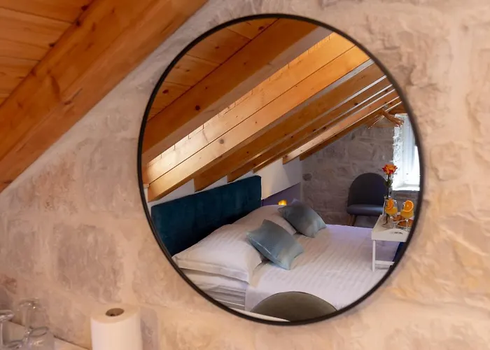 Luxury Rustic Chic Guest house