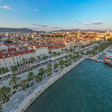 Luxury Rustic Chic Pensionat Split